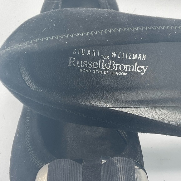“RUSSELL & BROMLEY” for “STUART WEITZMAN” Black Bow Front Suede Heeled Shoes. - Picture 11 of 14